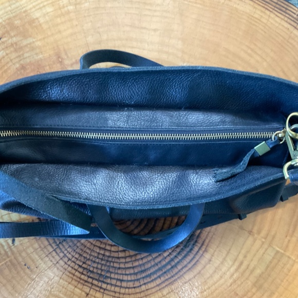 Madewell Zip-Top Transport Carryall Leather Tote - Picture 9 of 16